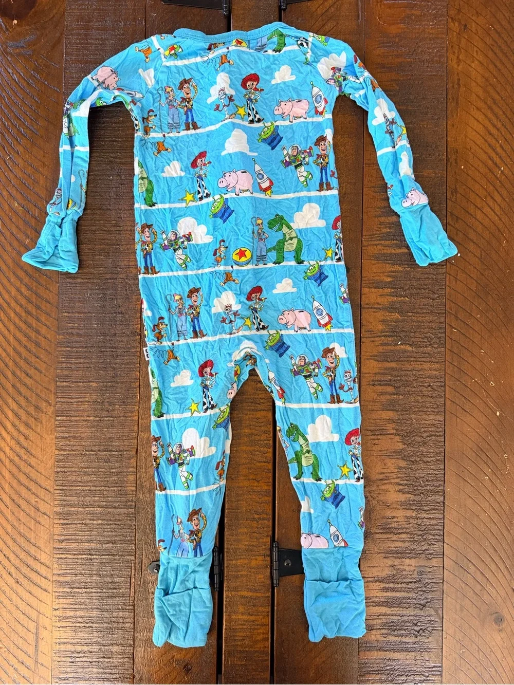 Little Sleepies 6-12 month zippy lot